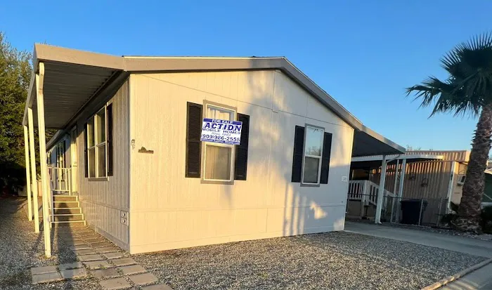 Californian Mobile Home Park Picture 5