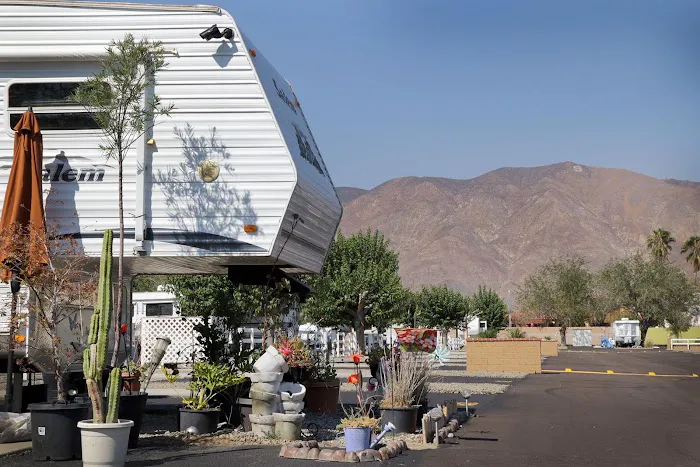 Diamond Valley RV Park Picture 1