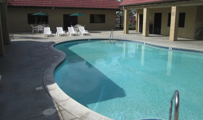 Parkview Estates Picture 3