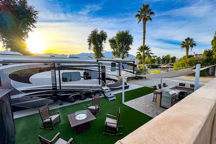 Cathedral Palms RV Resort Picture 4