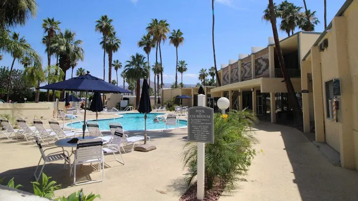 Royal Palms Picture 2