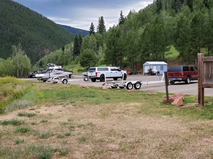 Ruedi Marina Campground Picture 7