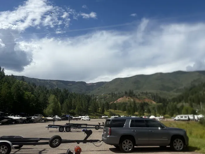 Ruedi Marina Campground Picture 8