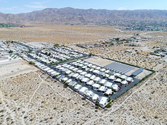 Park West Mobile Home Park Picture 8