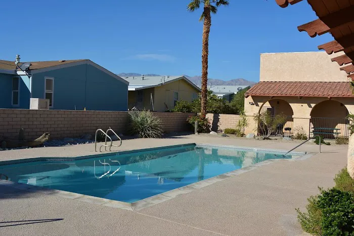 Palm View Estates Picture 7