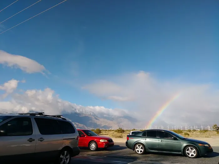 Palm Drive RV & Mobile Home Park Picture 5