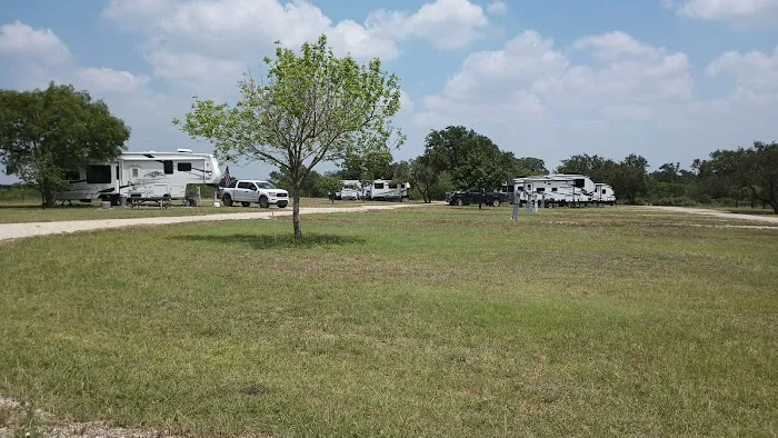 Triple G Mini RV Lots Picture 1
