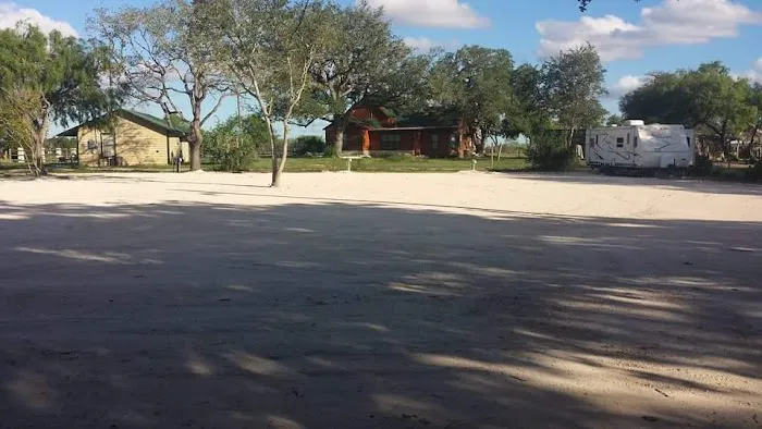 Triple G Mini RV Lots Picture 3