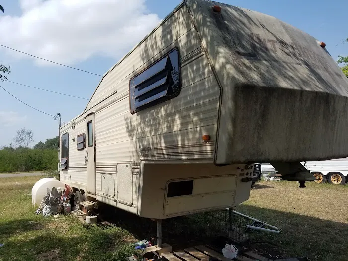 Windy Hills Rv Park Picture 7