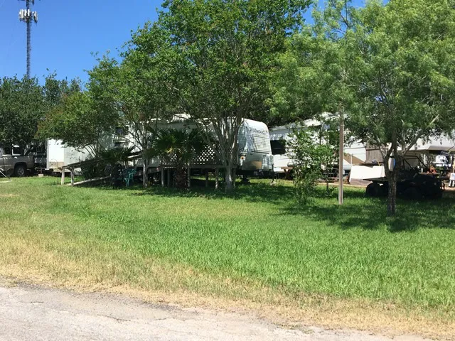 Windy Hills Rv Park Picture 3