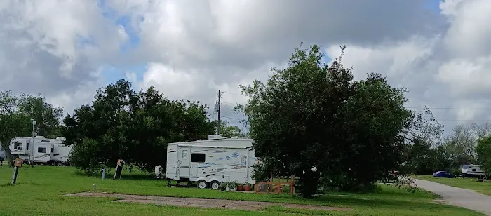 The Texas Rose RV Park Picture 2
