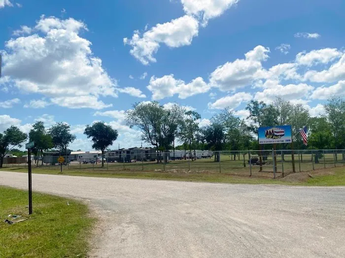 A&A RV PARK Picture 1