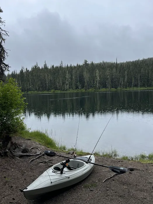 Chambers Lake Campground Picture 7