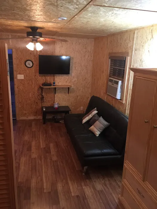 American RV Park and Cabins Picture 9