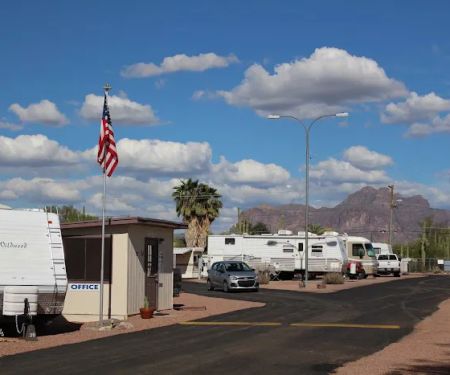 Oasis Junction Mobile Home & RV Park