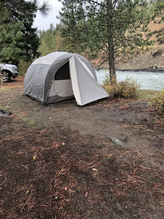 South Fork Tieton Dispersed Camping Picture 4