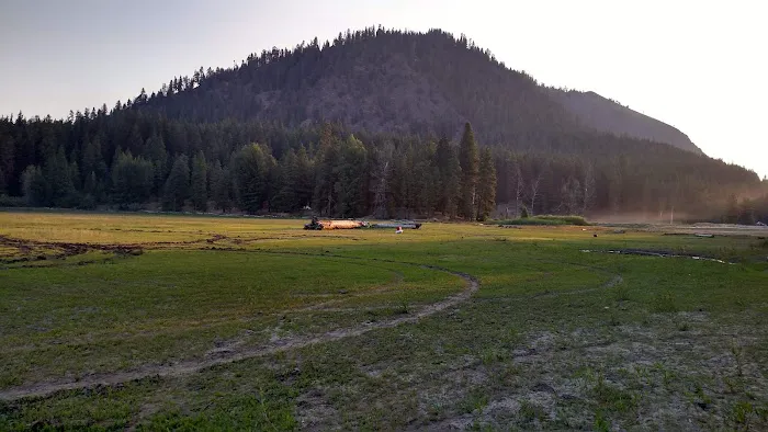 Peninsula Campground South Picture 7