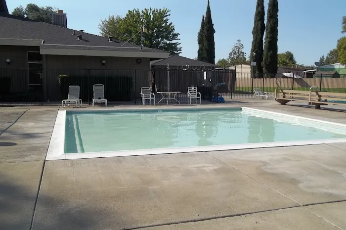 Camellia Village Mobile Home Picture 2