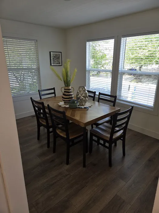 Brooke Meadow Community Picture 4