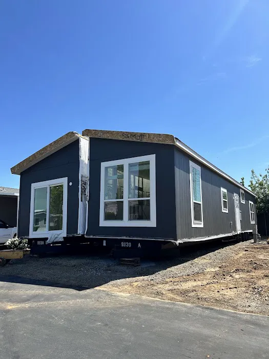 Capital Mobile Estates LLC Picture 6