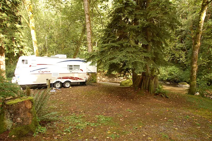 Friday Creek Campground Picture 6
