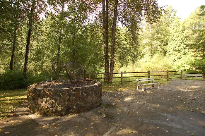 Friday Creek Campground Picture 10