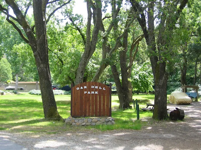 Oak Dell Park Picture 2