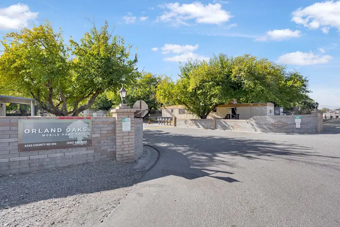 Orland Oaks Mobile Home Park Picture 3