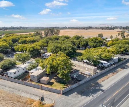 Orland Oaks Mobile Home Park