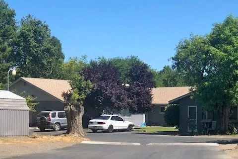Hamilton City Mobile Home Community Picture 5