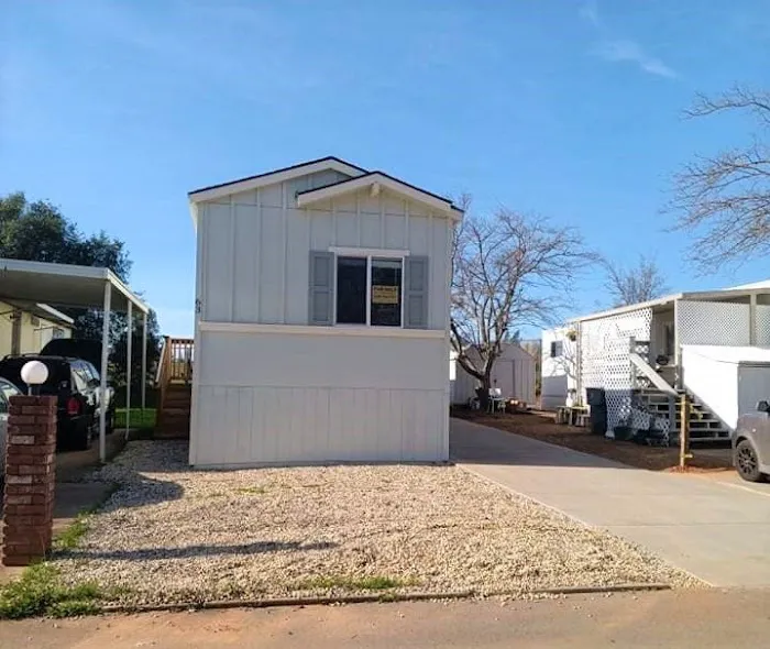 Sundown Estates (New Homes & RV Spaces Available) Picture 3