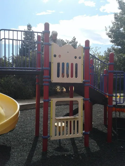 Orolake Mobile Home Park Picture 6