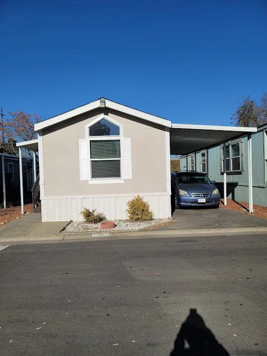 Briarwood Mobile Home Park Picture 1