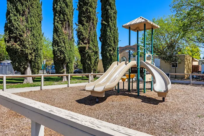 Park Royal Estates Picture 8