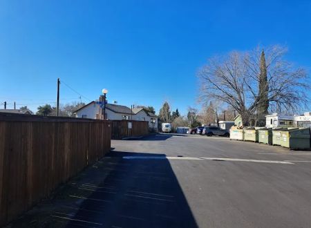 Pioneer RV Park and MHP