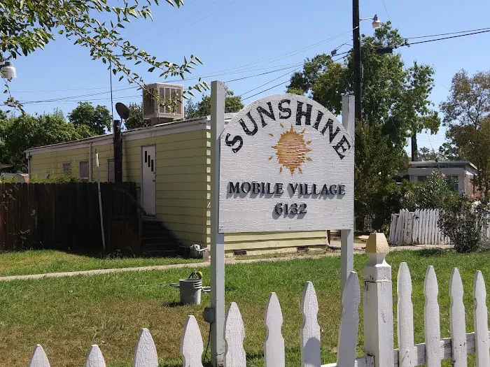 Sunshine Mobile Village Picture 4