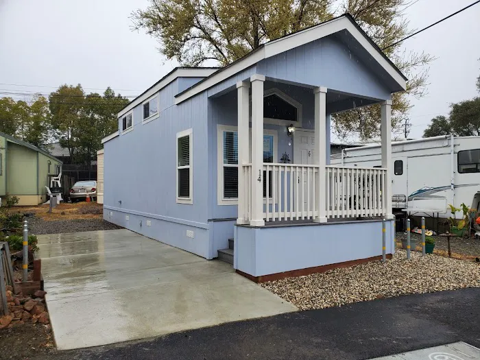 Granite Bay Mobile Home Park Picture 10