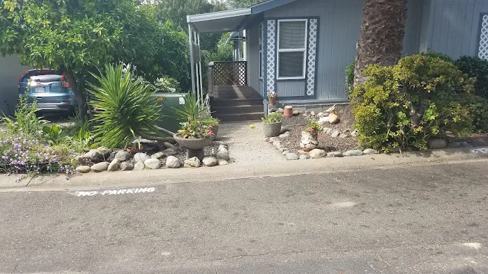 Lake Park Estates Picture 8