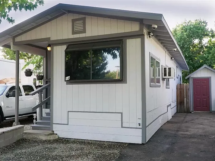 Twilight RV & Mobile Home Park Picture 8