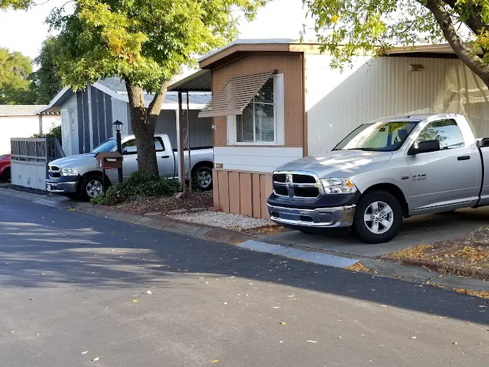 Sierra Lakes Mobile Home Park Picture 1