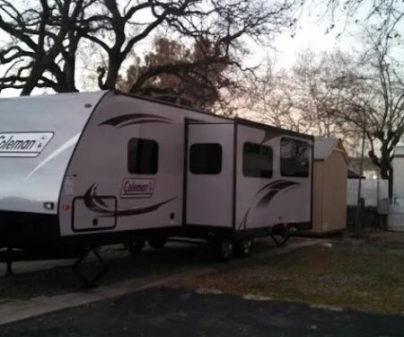 Royal Oaks Mobile Park