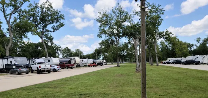 Fort Brazos RV Park Picture 10