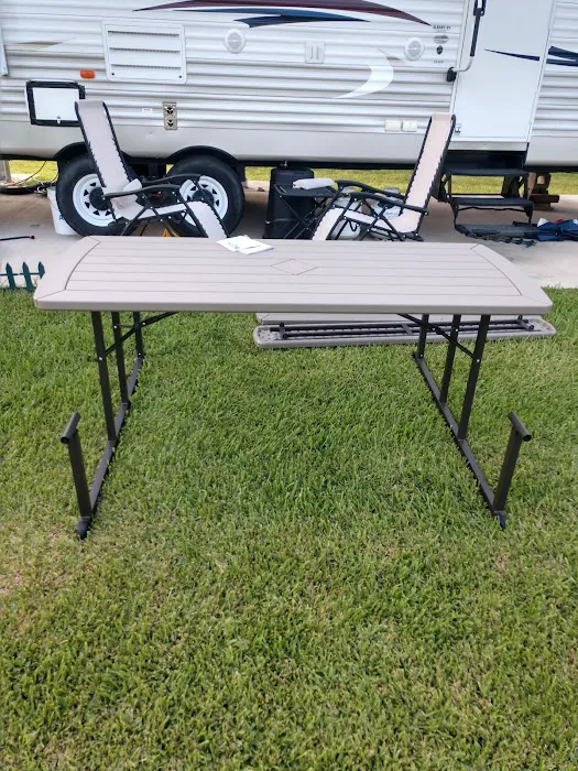 Brazoria RV Park by QRV Picture 6