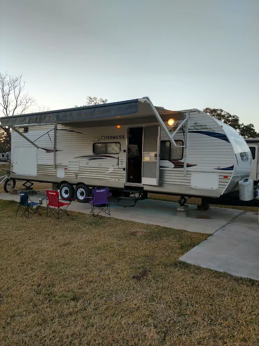 Brazoria RV Park by QRV Picture 8