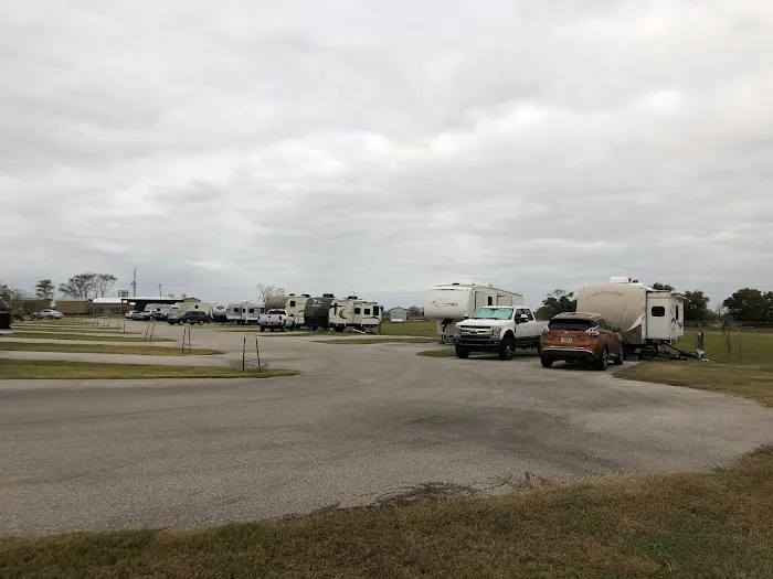 Oakridge RV Resort, LLC Picture 6