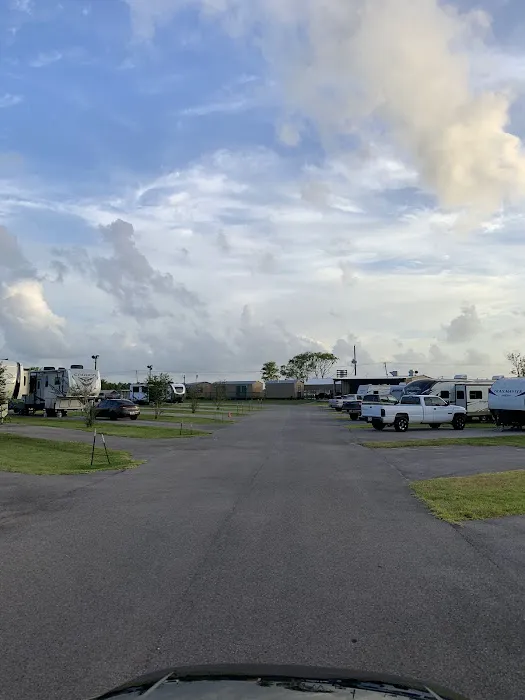 Oakridge RV Resort, LLC Picture 2