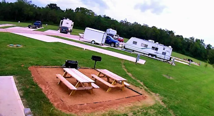 Liverpool RV Park Picture 1