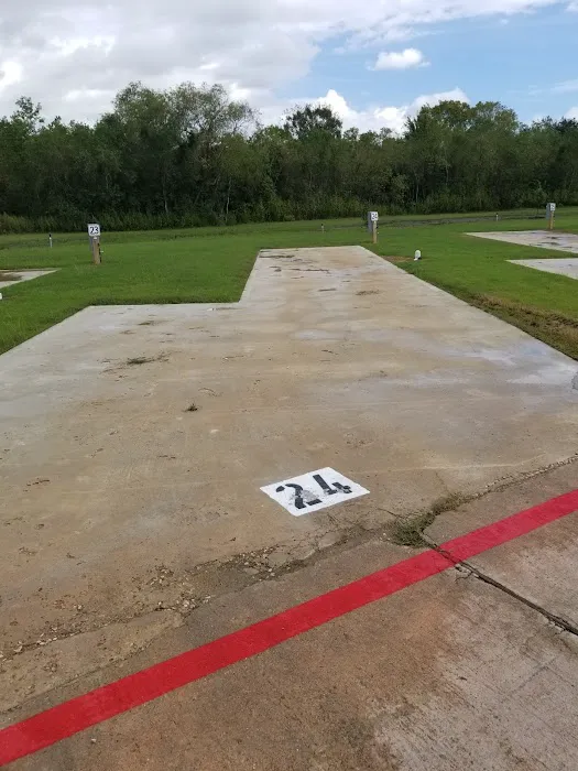 Liverpool RV Park Picture 9