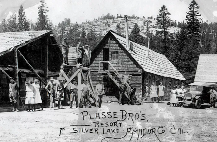 Plasse's Resort Picture 10