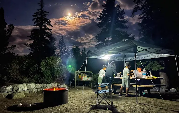 Upper Eagle Point Campground Picture 6
